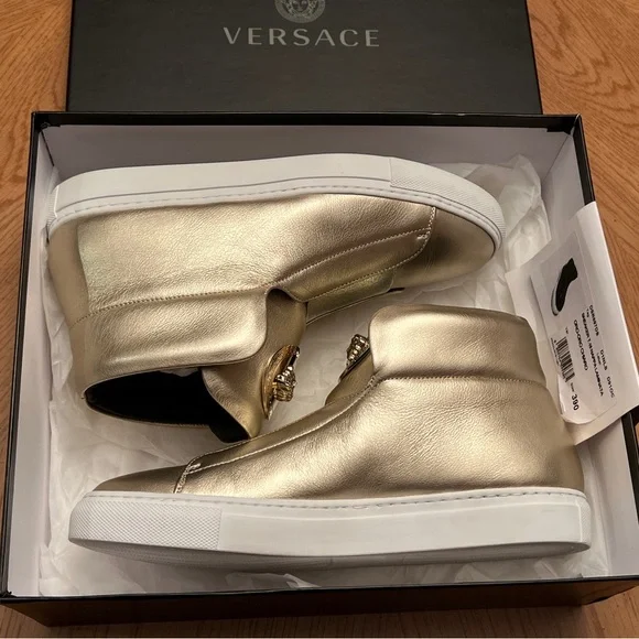 VERSACE Palazzo Gold Leather Sneakers Medusa Plaque Slip on Sneakers 39